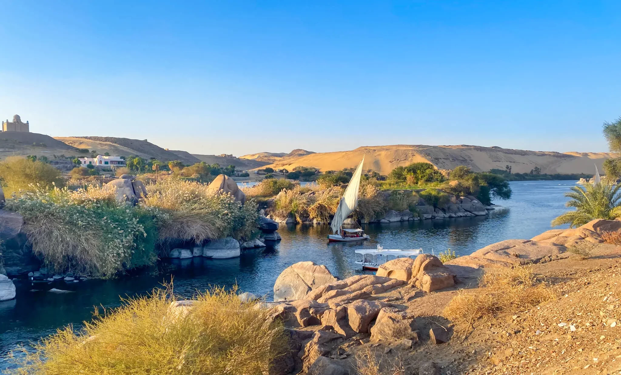 Enjoy an engaging 10-day classic tour of Egypt