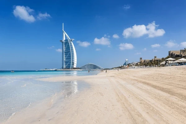Burj Al Arab Dubai: l'esperienza definitiva in un hotel a 7 stelle