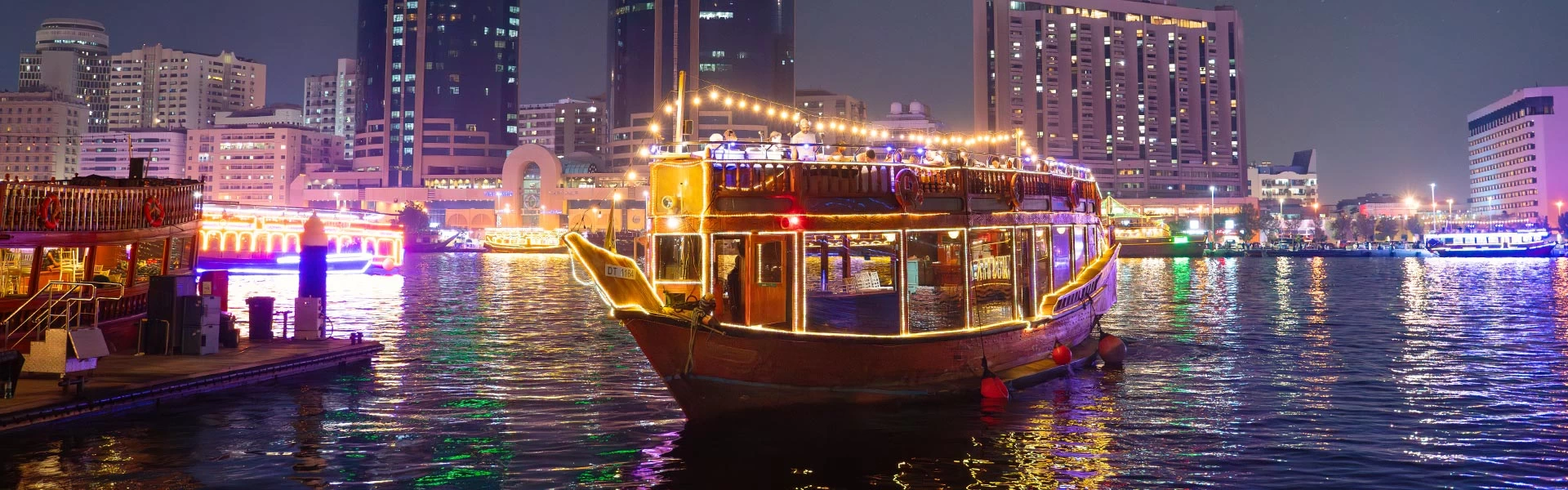 mejores cruceros en dhow en Dubái