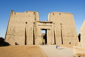 multi-country tours