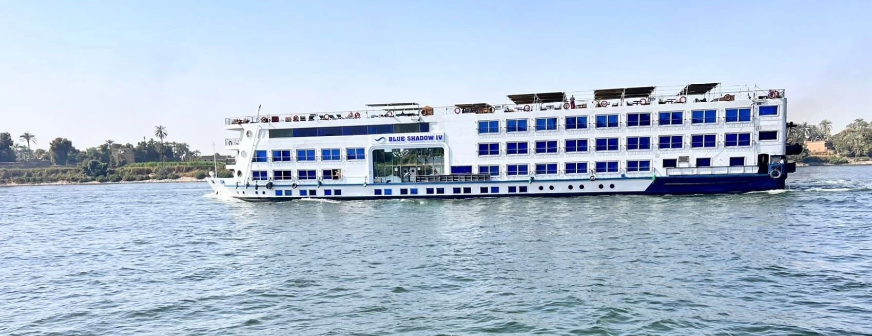 Blue Shadow Nile Cruise navega por la belleza eterna de Egipto