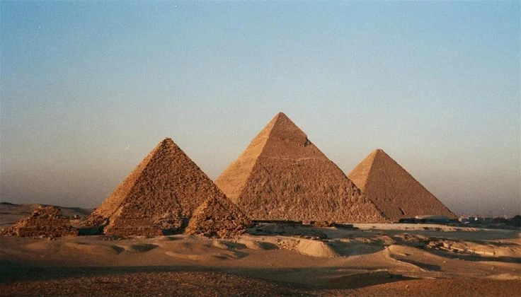 Photo Session At The Pyramids Tour