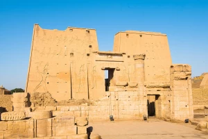 Antico tempio di Edfu in Egitto.