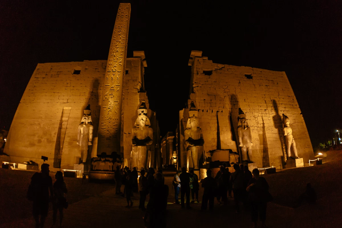 Espectáculo de sonido y luz en el Templo de Karnak