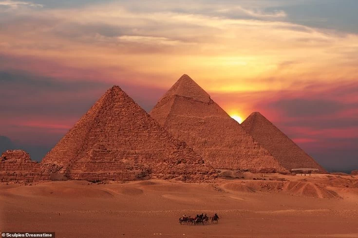 1 Day tour to Cairo by plan