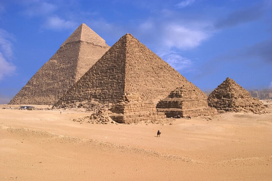 giza pyramids