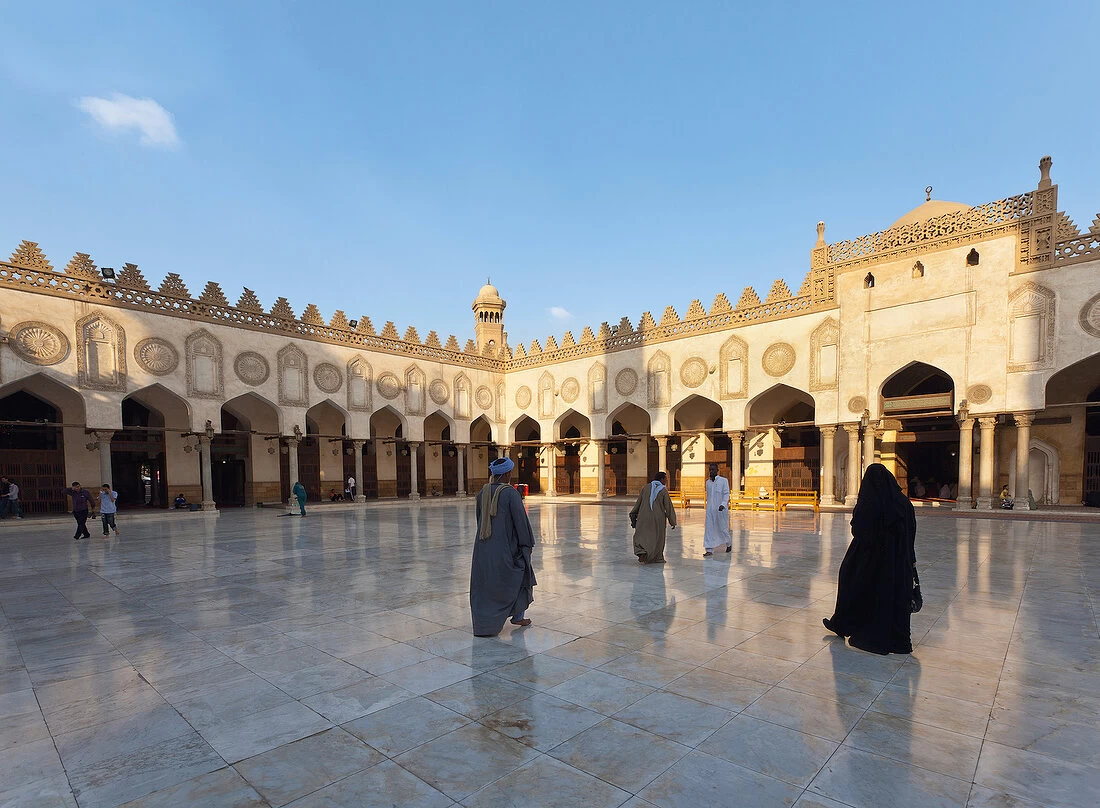 Gita di un giorno nell'antico Cairo islamico